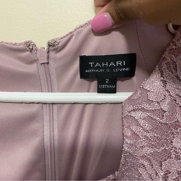 NWT Tahari Mauve/Pink Sequin Embellished Evening Formalwear Gown, Size 2 - Picture 5 of 6